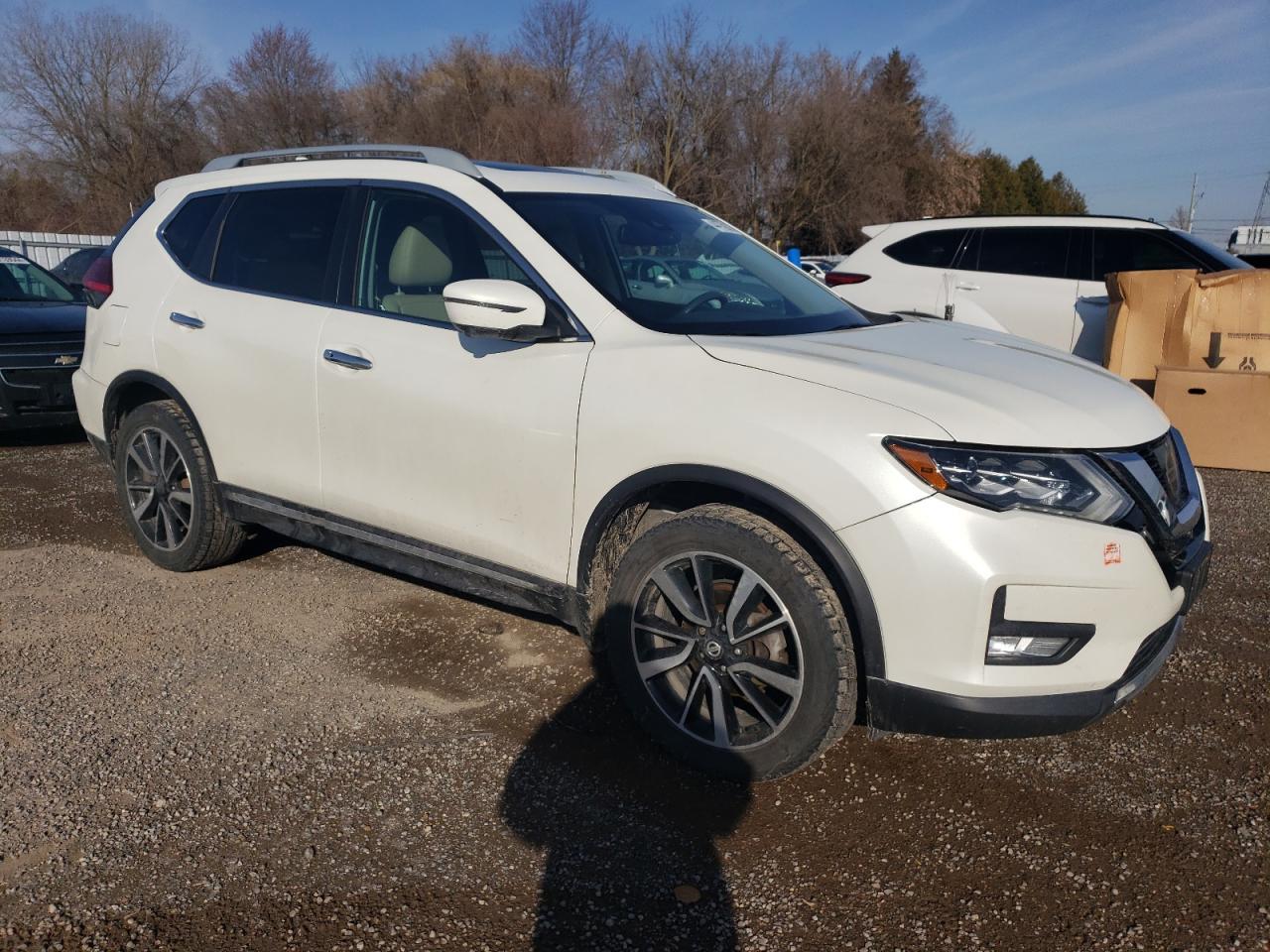 2017 NISSAN ROGUE SV - Фото 4