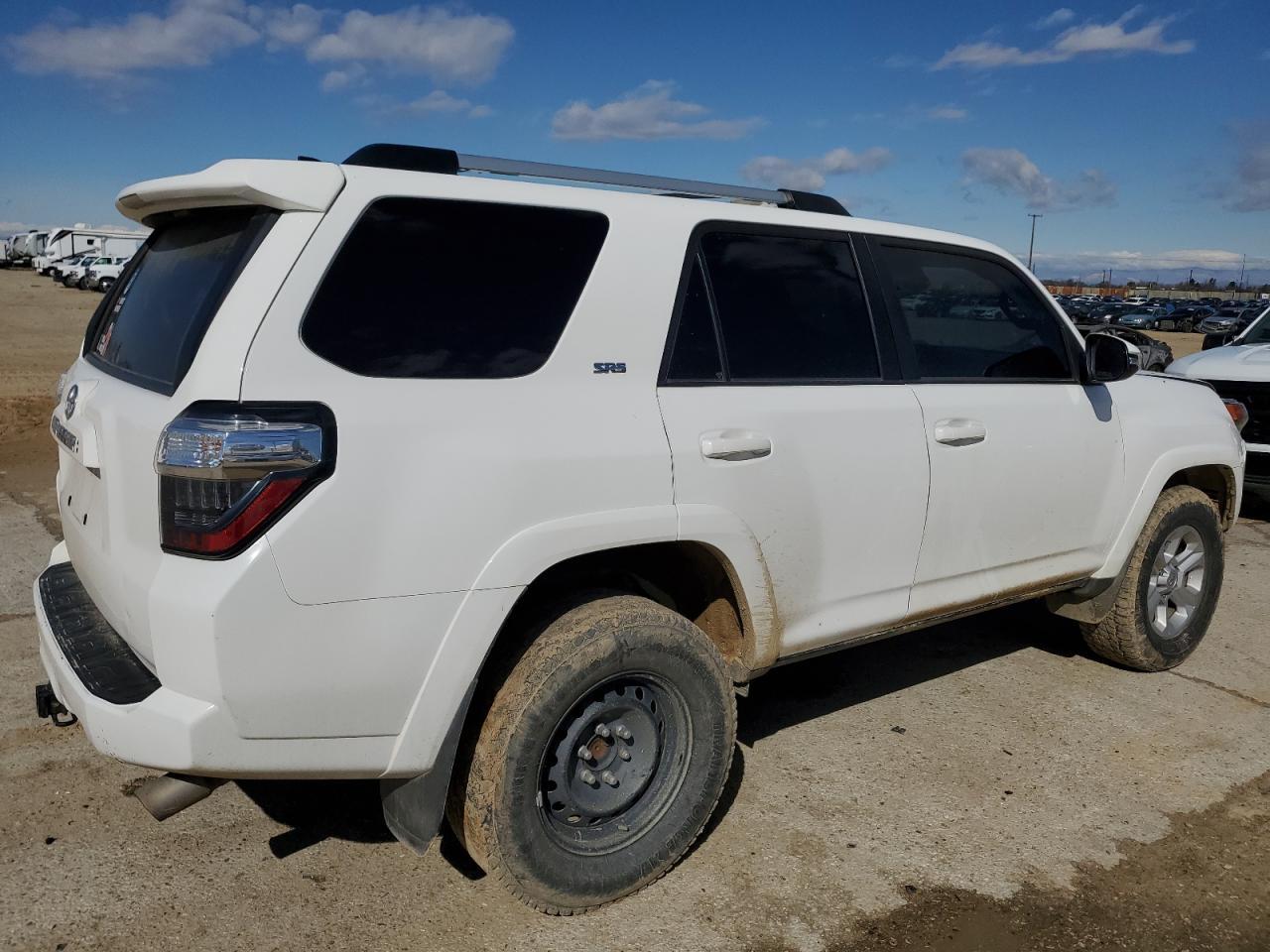 2020 TOYOTA 4RUNNER SR - Фото 3