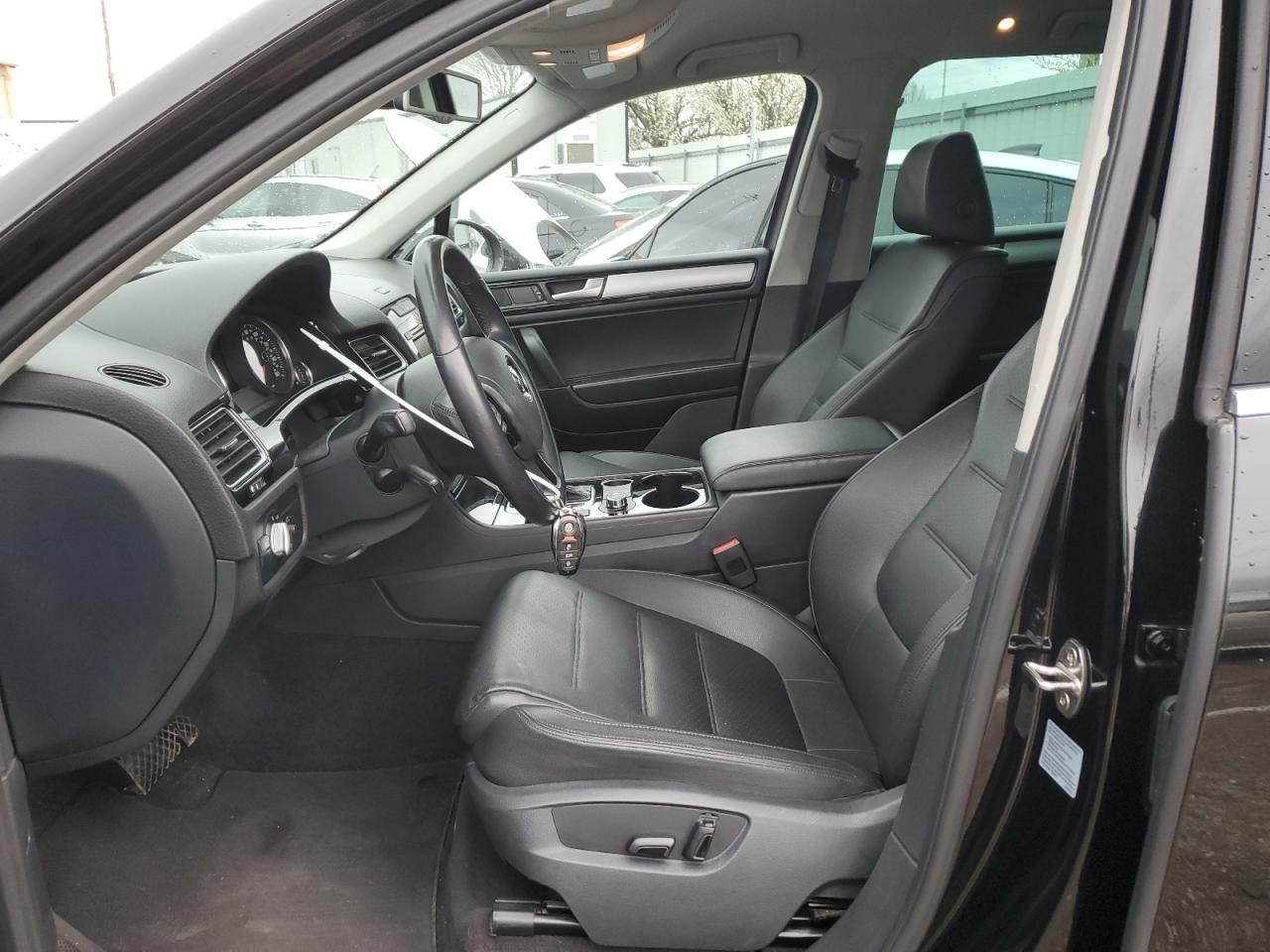 2014 VOLKSWAGEN TOUAREG V6 - Image 7