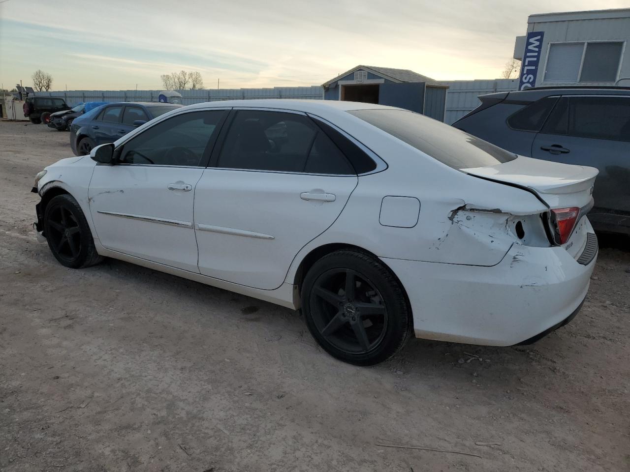 2017 TOYOTA CAMRY LE - Image 2