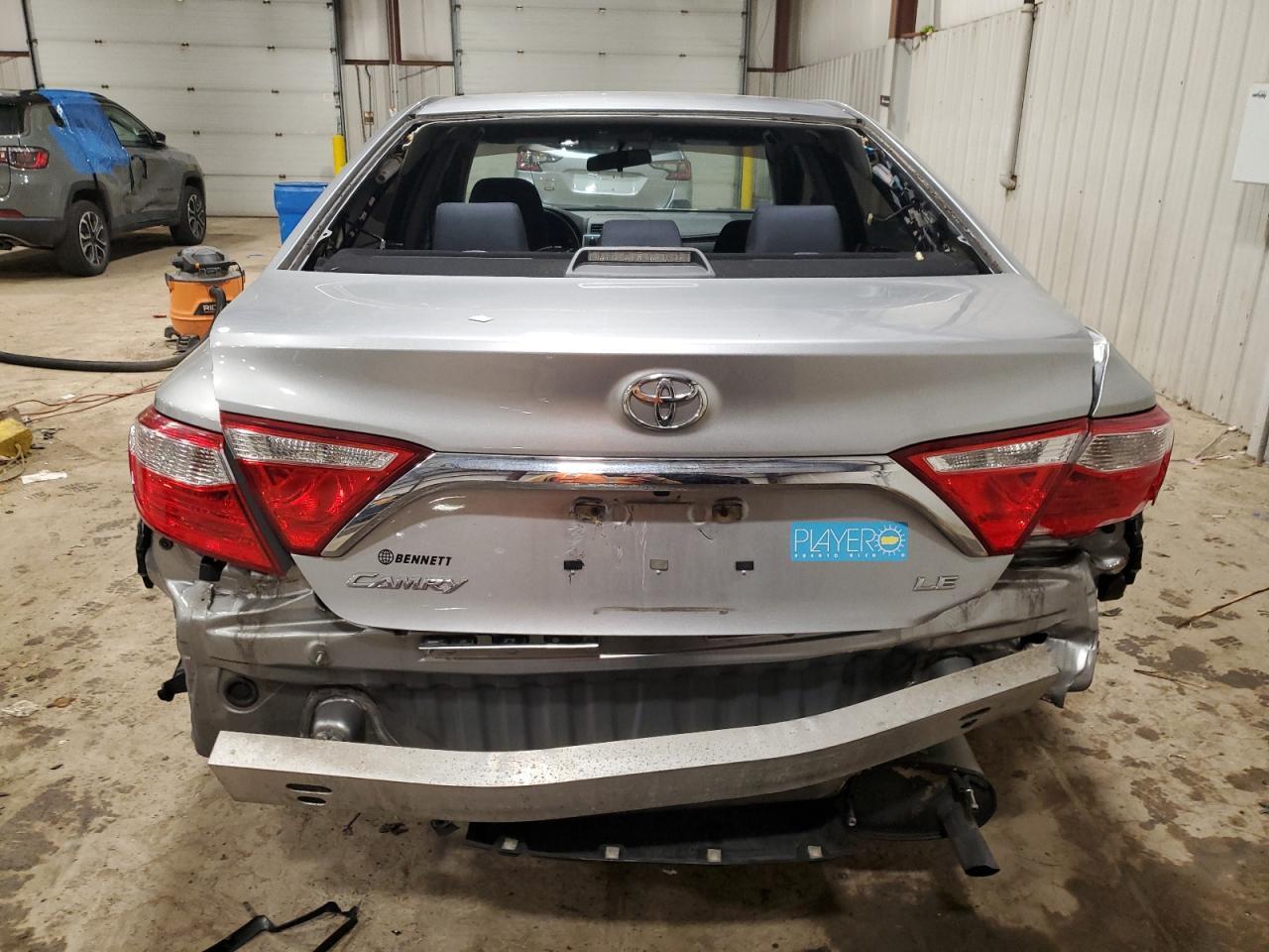 2017 TOYOTA CAMRY LE - Фото 6
