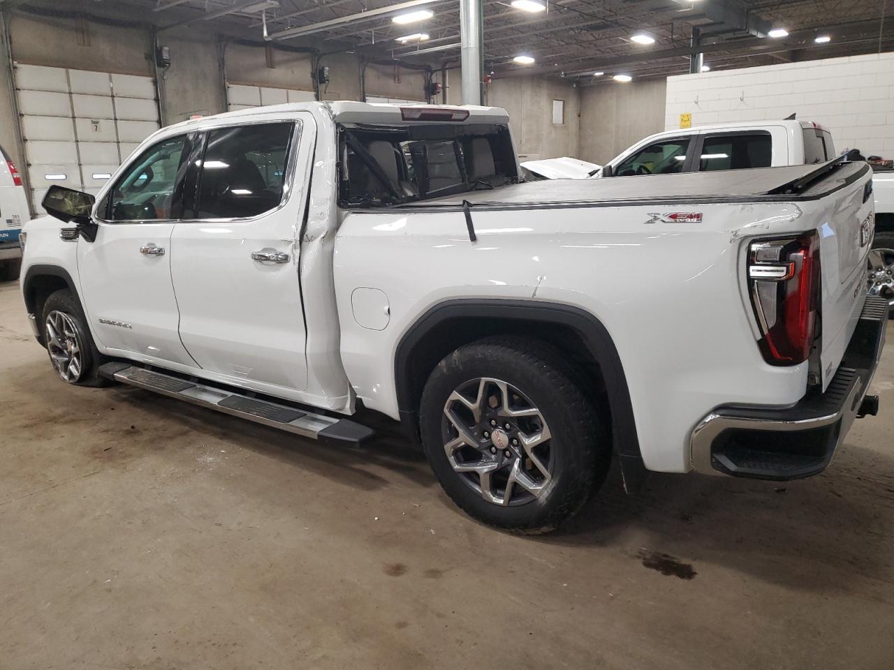 2023 GMC SIERRA K15 - Image 2