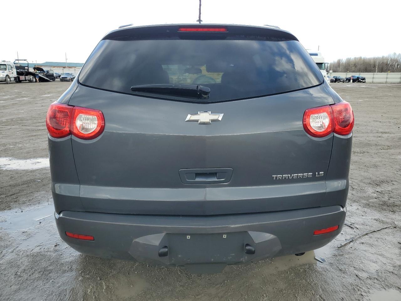 2012 CHEVROLET TRAVERSE L - Image 6