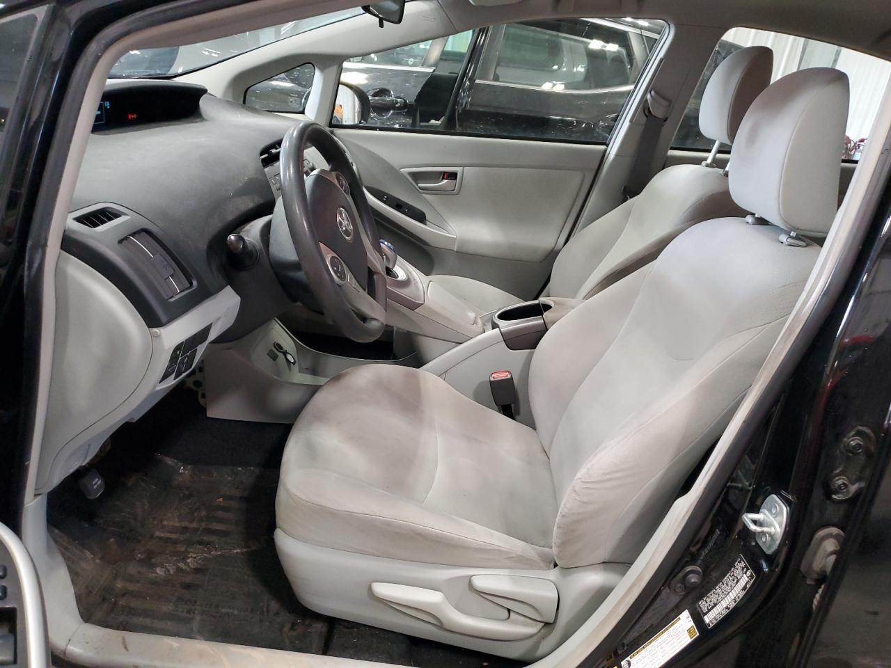 2015 TOYOTA PRIUS - Фото 7