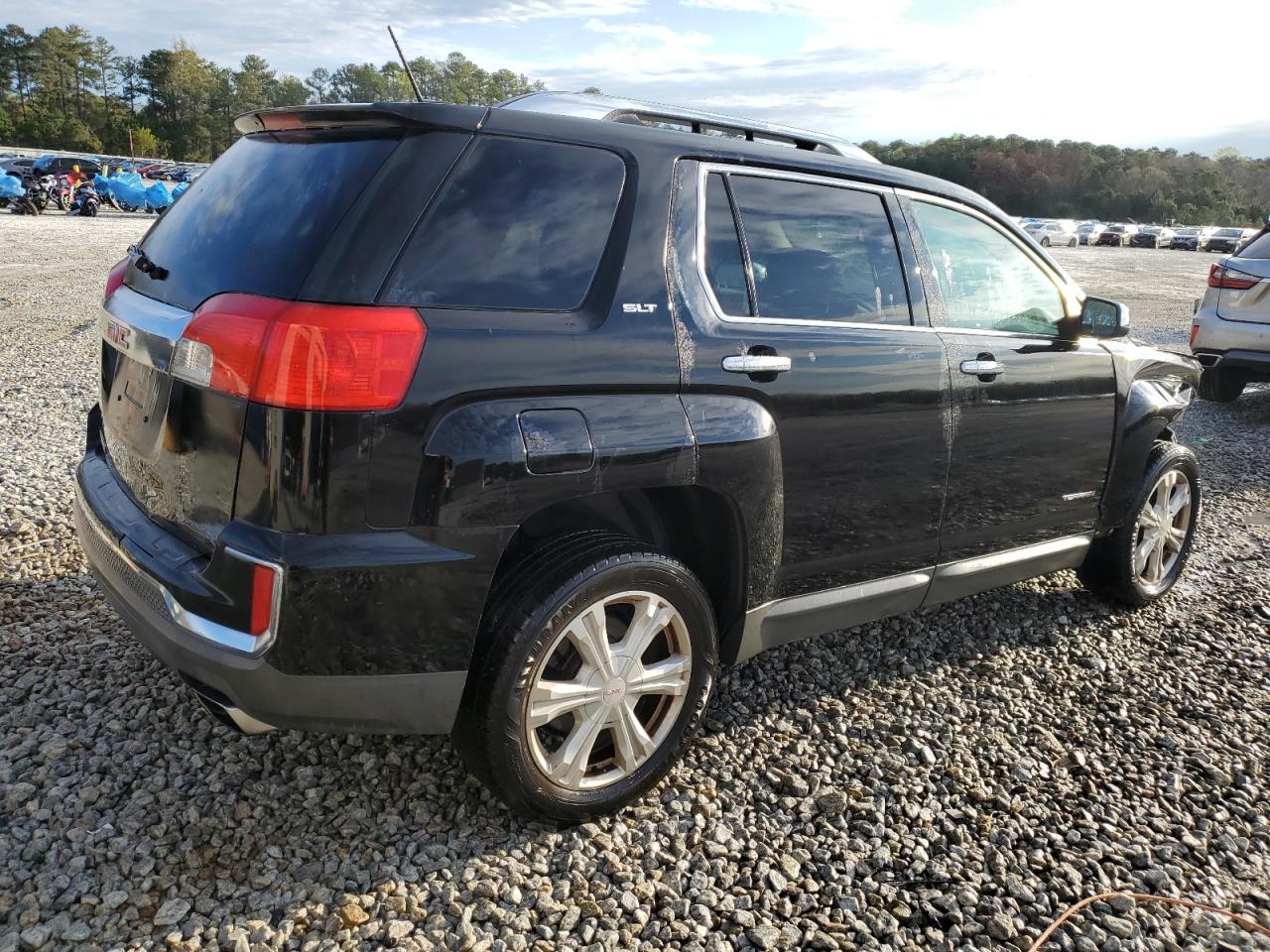 2016 GMC TERRAIN SL - Image 3