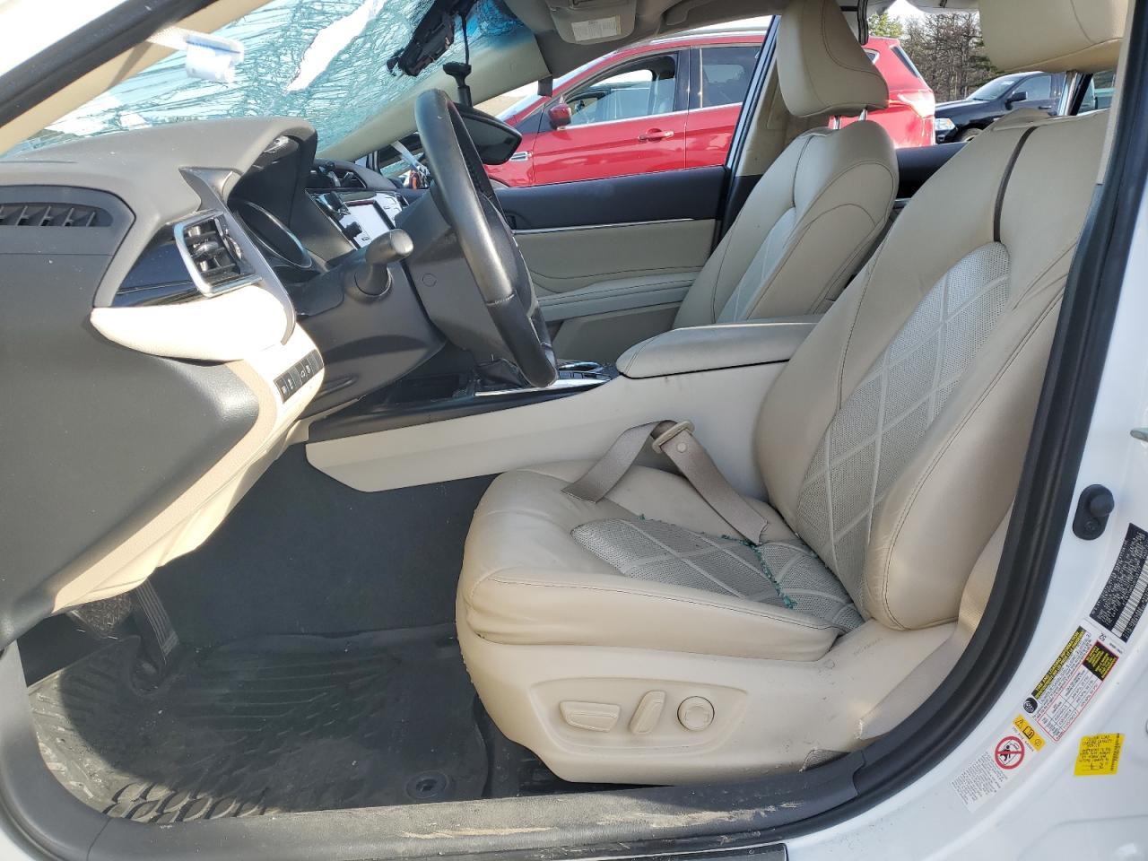 2018 TOYOTA CAMRY L - Фото 7
