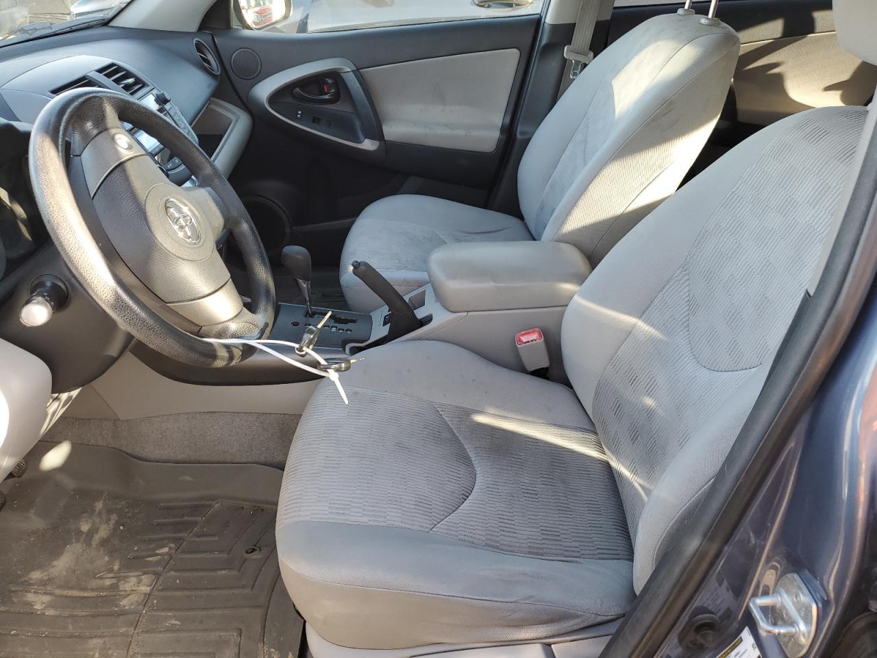 2011 TOYOTA RAV4 - Image 7