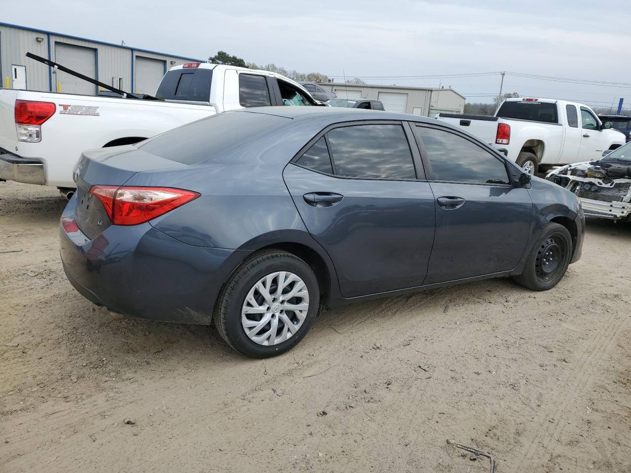 2019 TOYOTA COROLLA L - Image 3