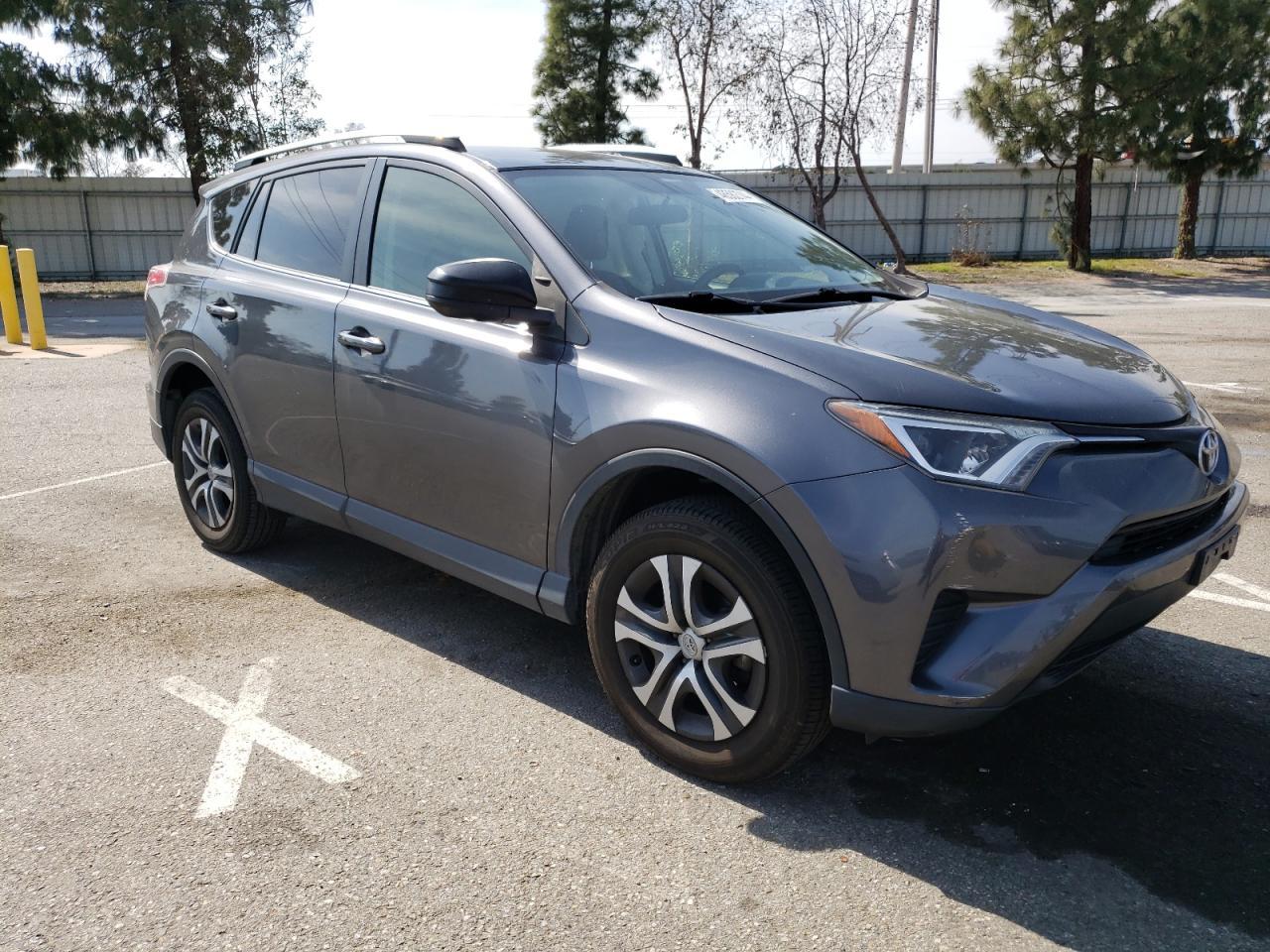 2016 TOYOTA RAV4 LE - Фото 4