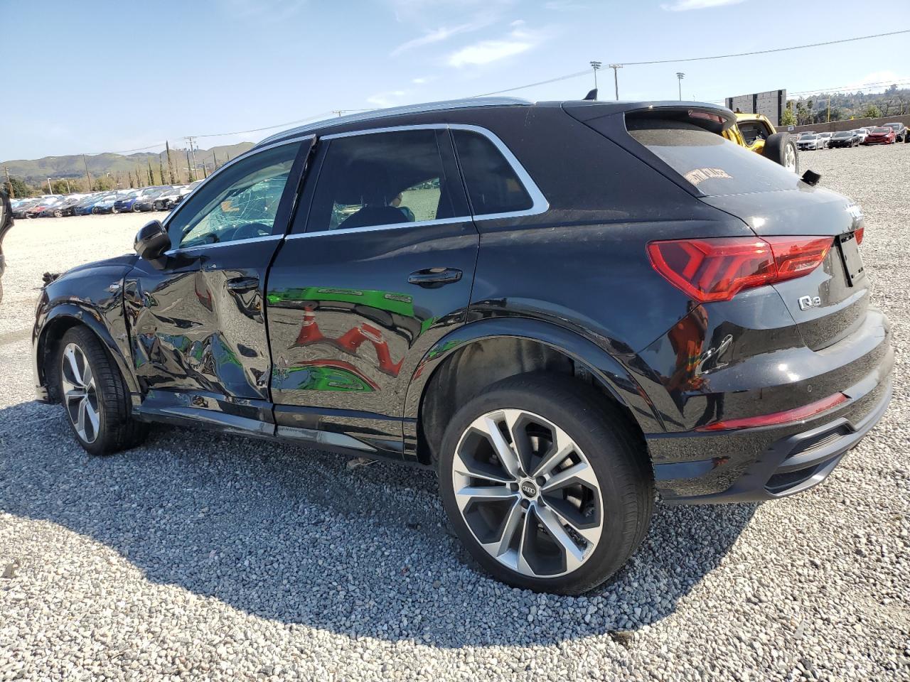 2021 AUDI Q3 PREMIUM - Фото 2