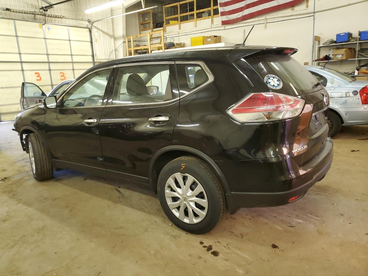 2015 NISSAN ROGUE S - Фото 2