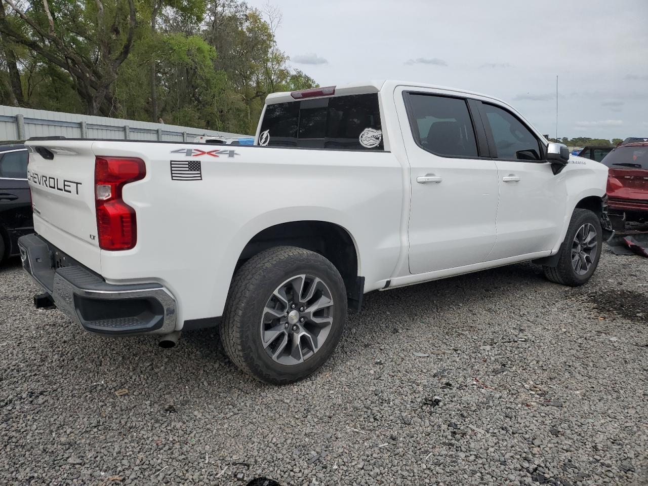 2019 CHEVROLET SILVERADO - Image 3