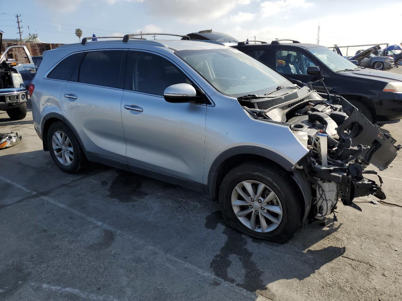 2016 KIA SORENTO LX - Image 4