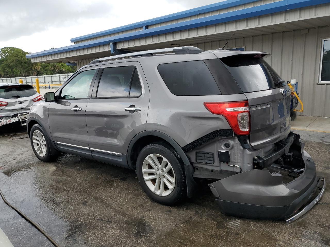 2013 FORD EXPLORER X - Image 2