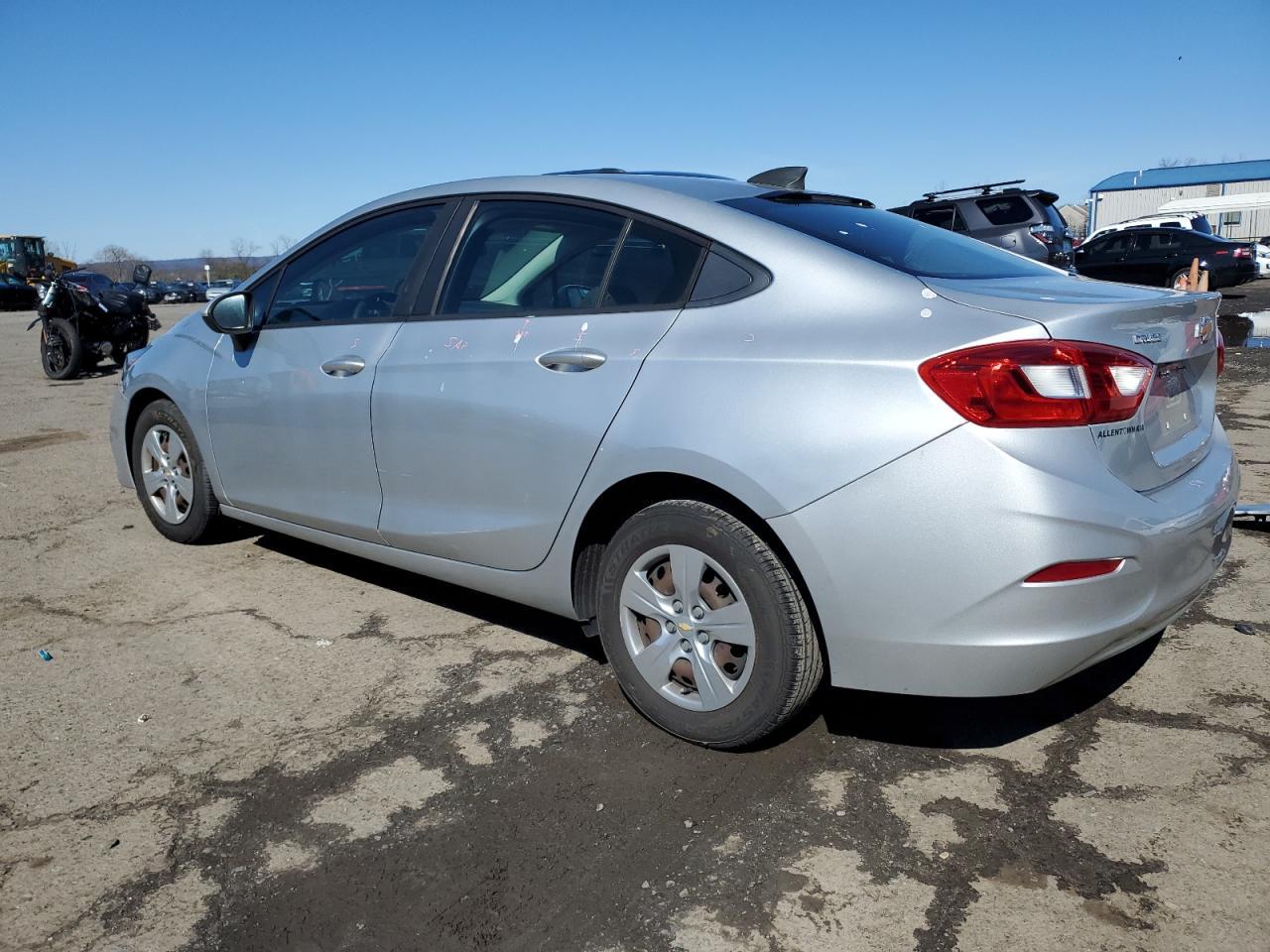 2016 CHEVROLET CRUZE LS - Image 2