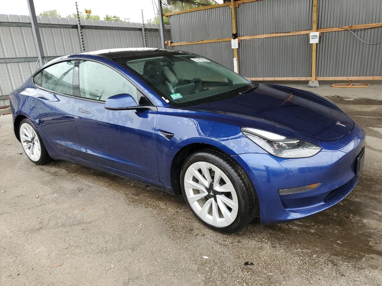2022 TESLA MODEL 3 - Image 4
