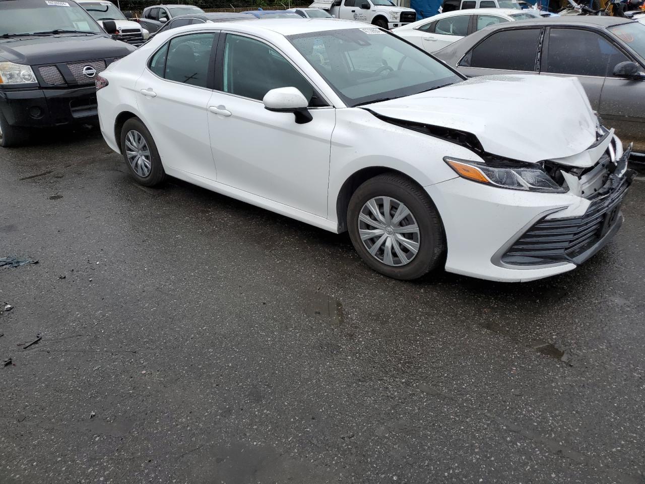 2023 TOYOTA CAMRY LE - Фото 4