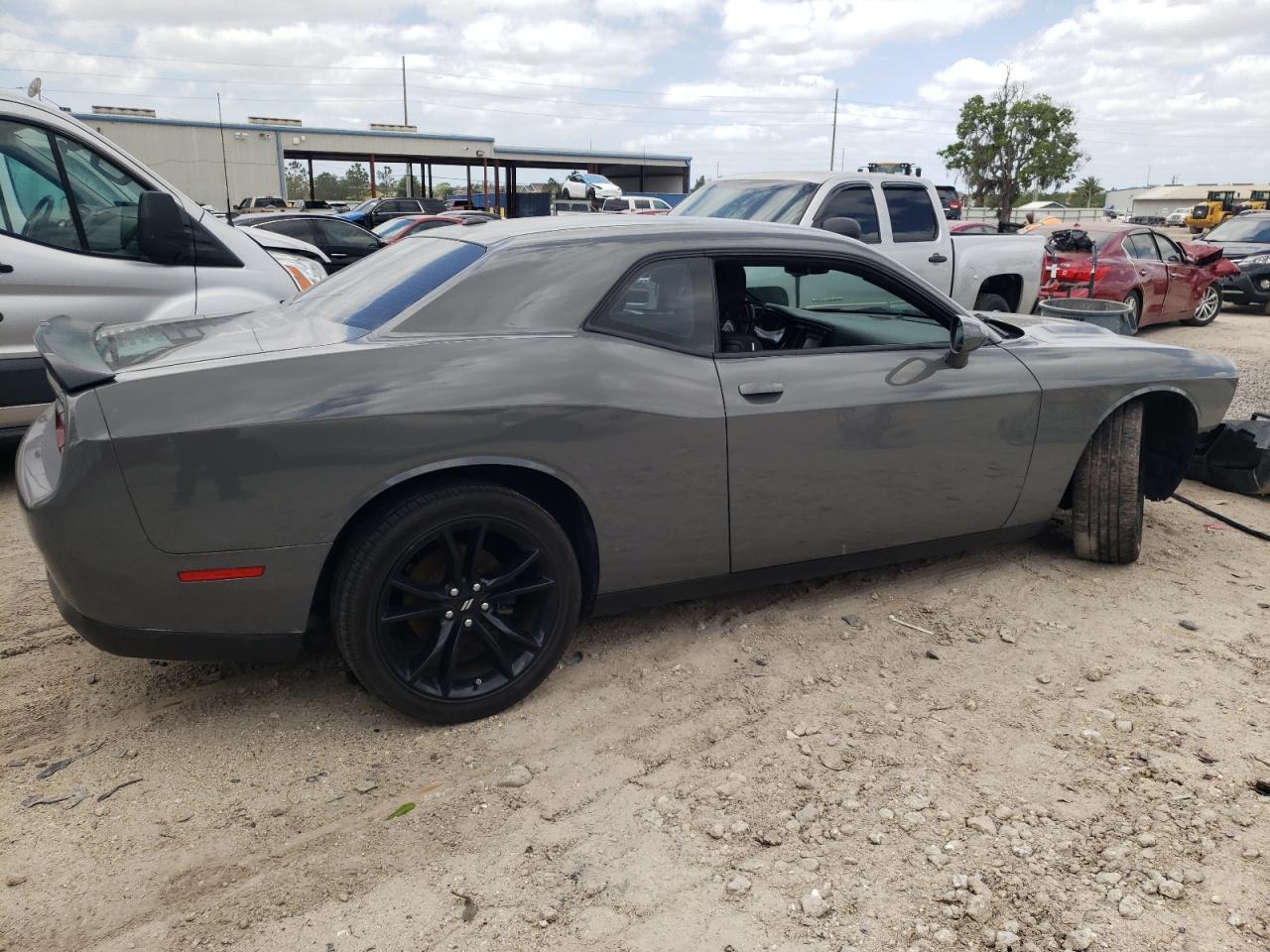 2017 DODGE CHALLENGER - Фото 3
