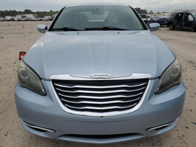 2013 Chrysler 200 Touring - Image 5