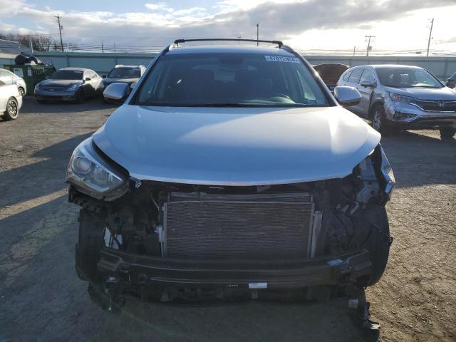 2017 Hyundai Santa Fe Se - Image 5