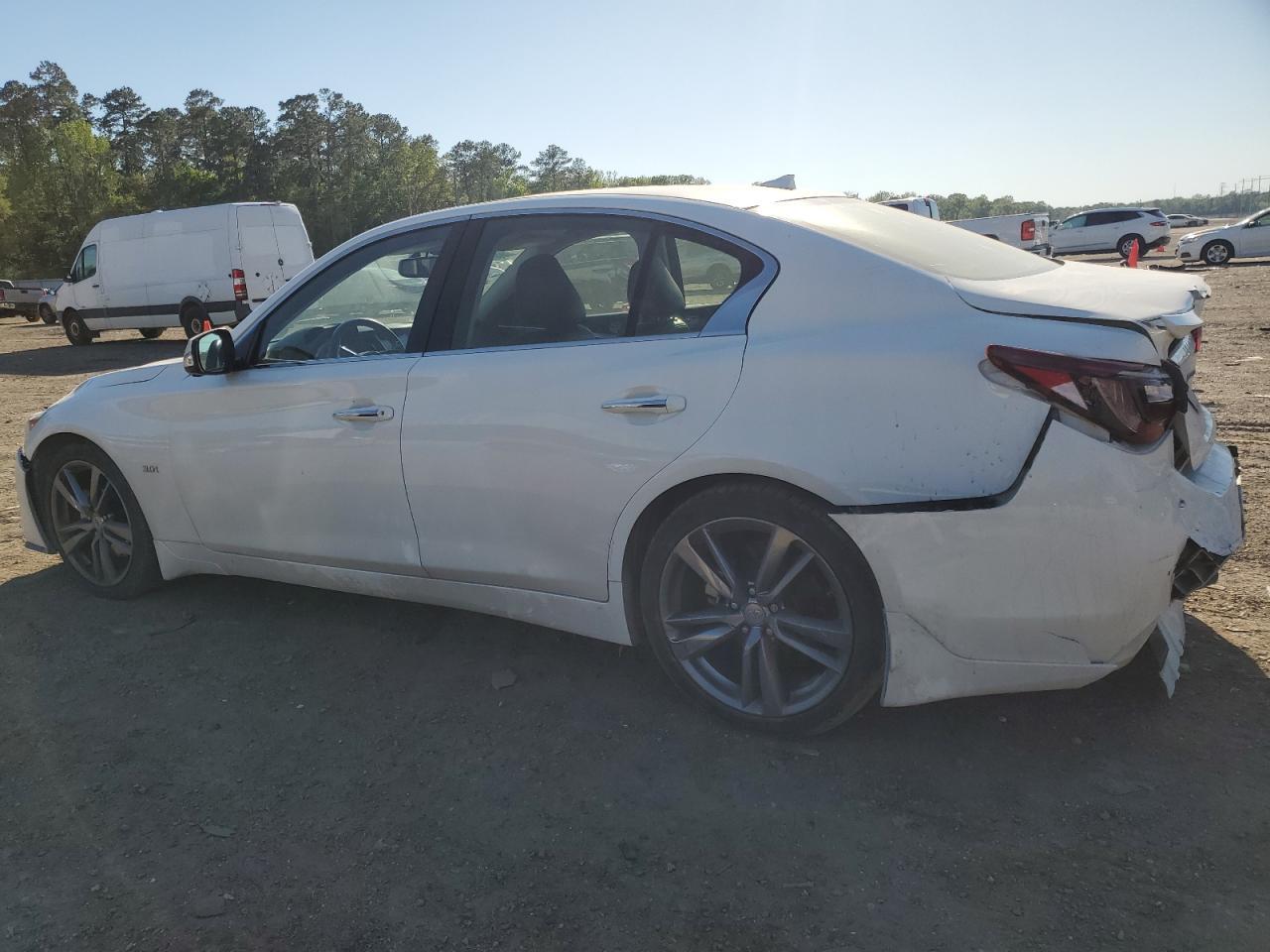 2019 INFINITI Q50 LUXE - Фото 2