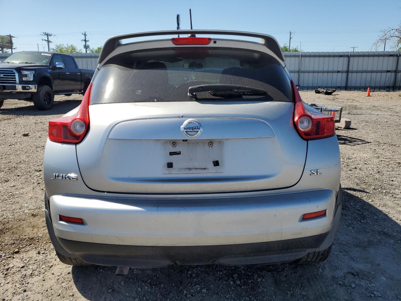 2011 NISSAN JUKE S - Фото 6