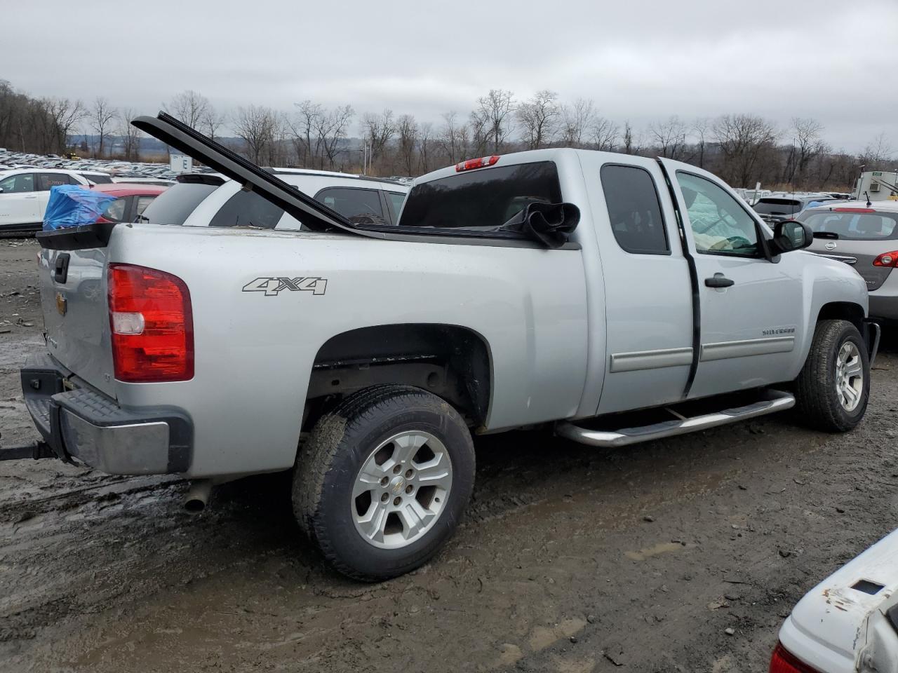 2012 CHEVROLET SILVERADO - Image 3