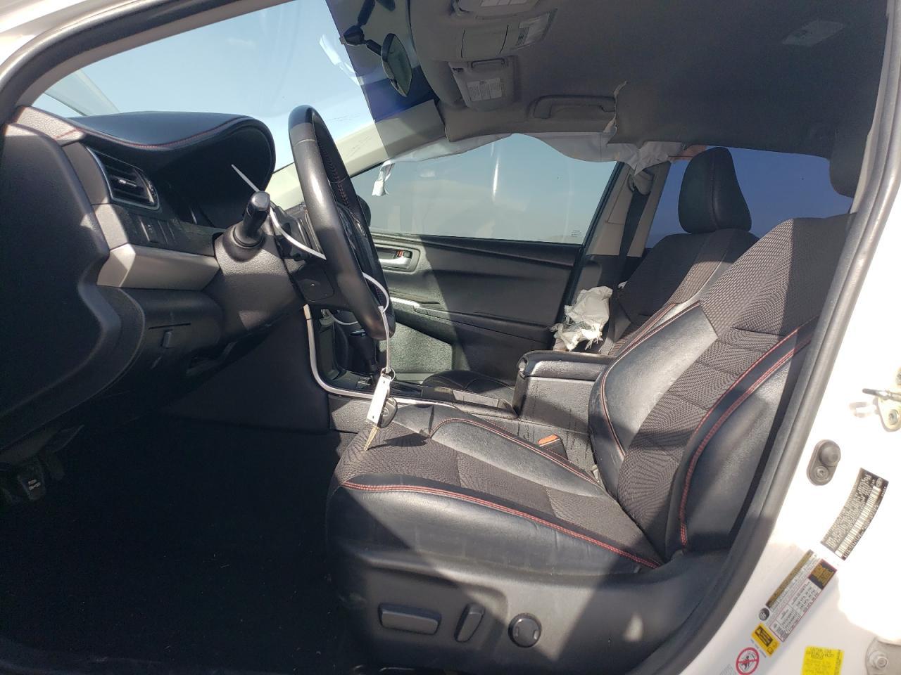 2017 TOYOTA CAMRY LE - Image 7