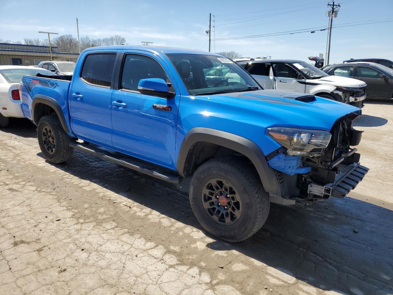2019 TOYOTA TACOMA DOU - Фото 4
