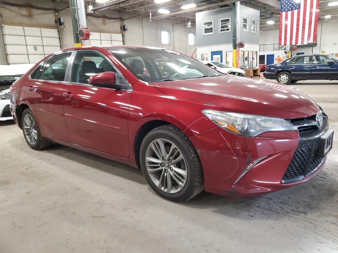 2016 TOYOTA CAMRY LE - Image 4