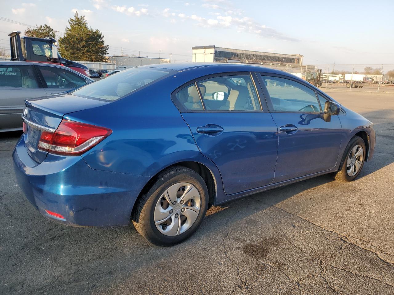 2015 HONDA CIVIC LX - Фото 3