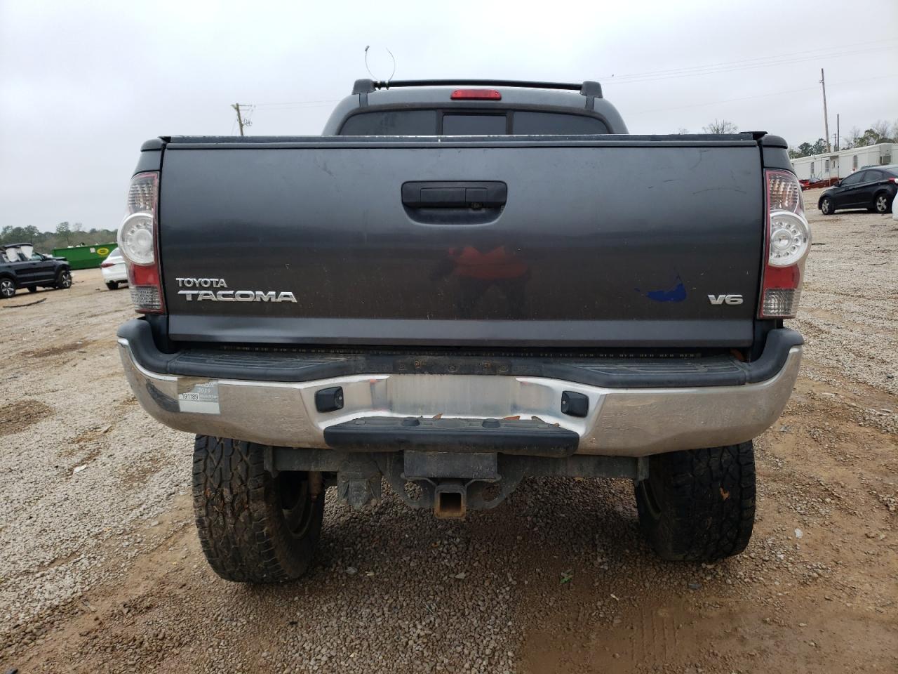 2013 TOYOTA TACOMA DOU - Image 6