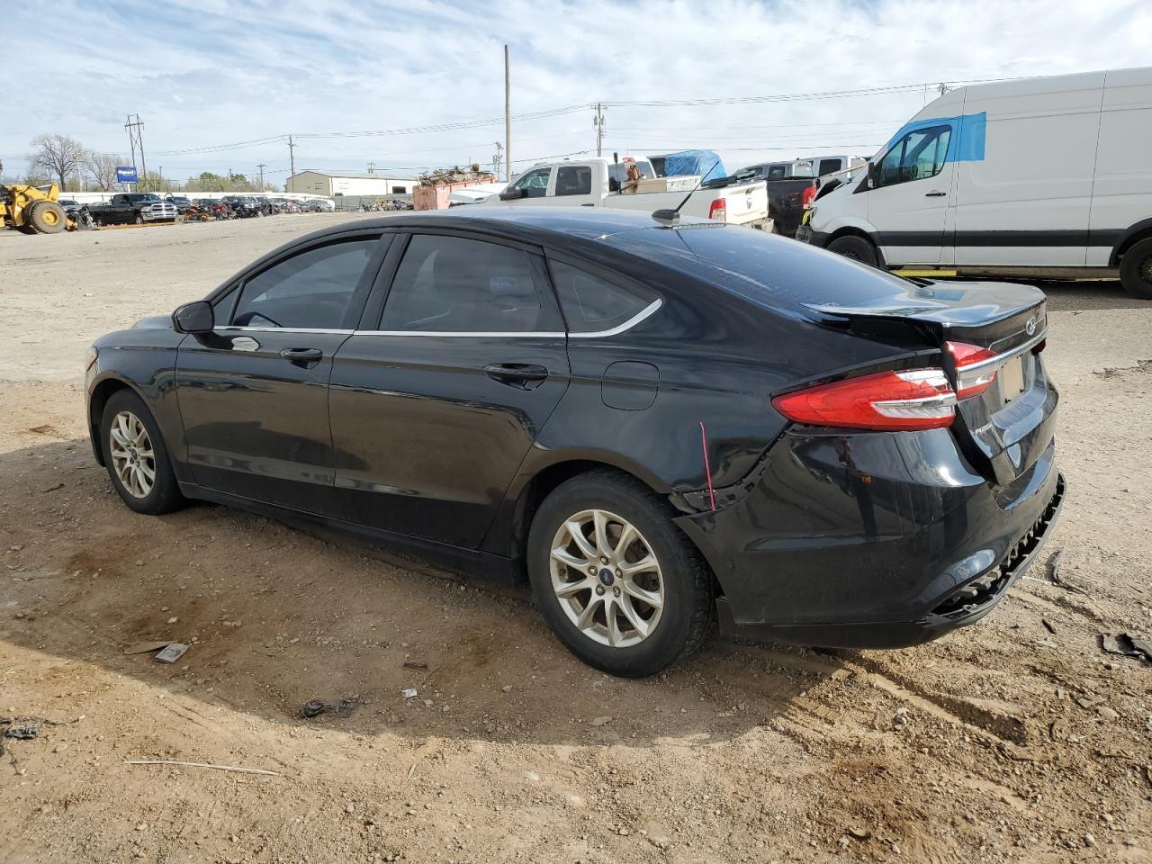 2017 FORD FUSION S - Фото 2