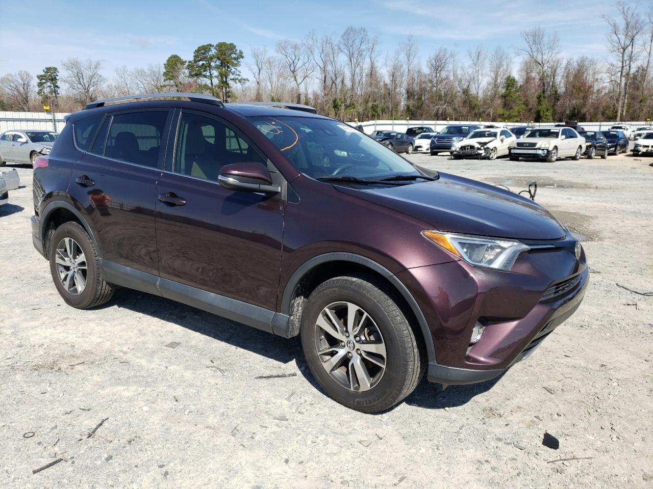2017 TOYOTA RAV4 XLE - Image 4