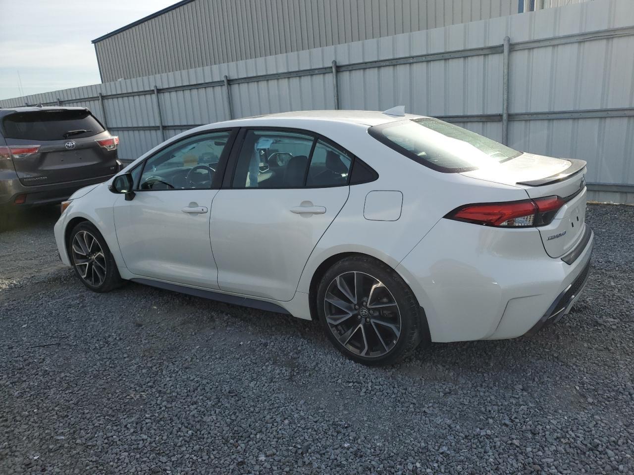 2020 TOYOTA COROLLA SE - Фото 2