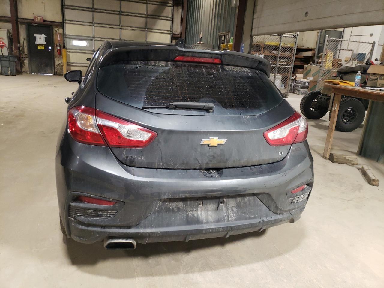 2017 CHEVROLET CRUZE LT - Image 6