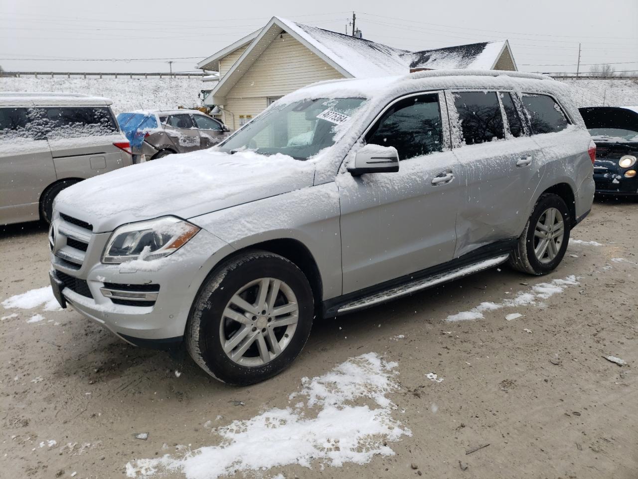 2013 MERCEDES-BENZ GL 450 4MA car image