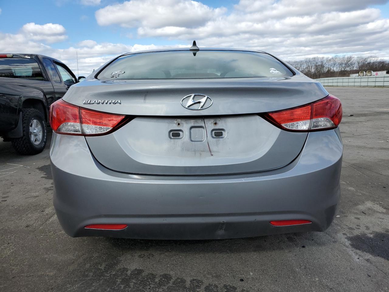 2011 HYUNDAI ELANTRA GL - Image 6
