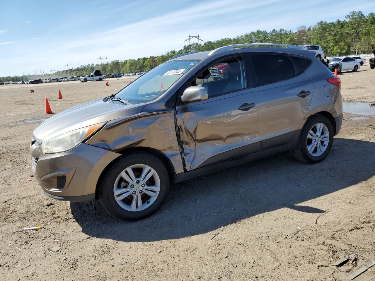 2010 HYUNDAI TUCSON GLS car image