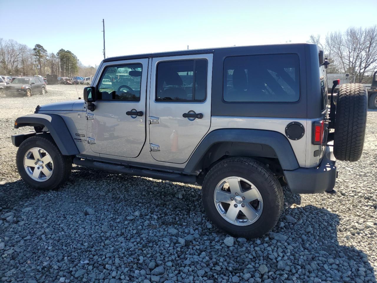 2015 JEEP WRANGLER U - Фото 2