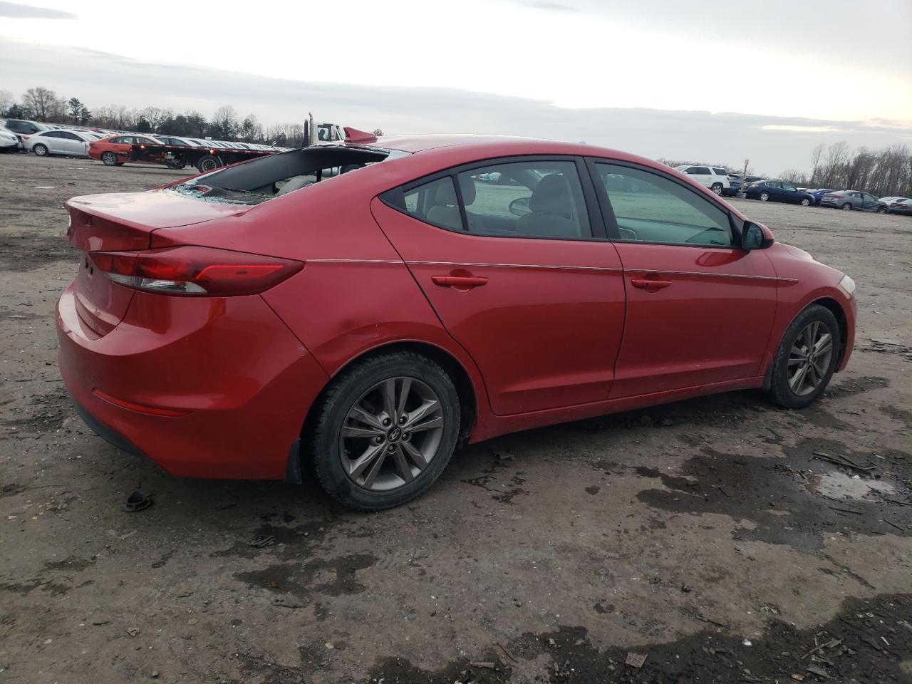 2018 HYUNDAI ELANTRA SE - Image 3
