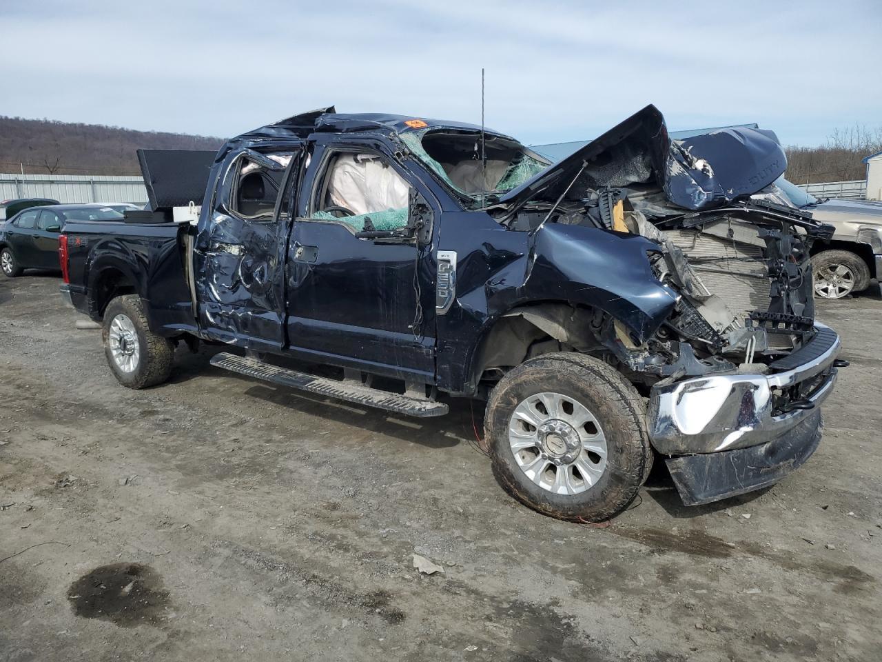 2022 FORD F250 SUPER - Image 4