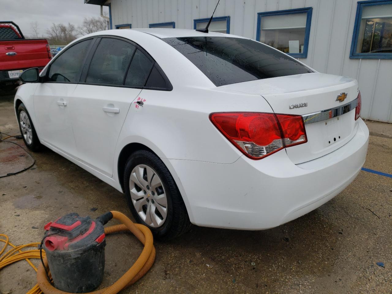2014 CHEVROLET CRUZE LS - Image 2