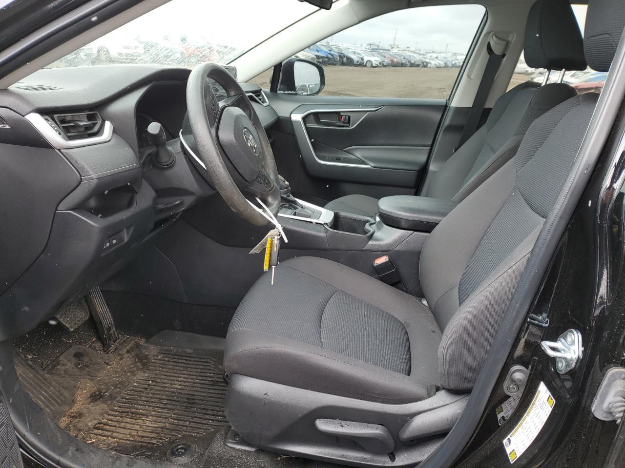 2023 TOYOTA RAV4 LE - Фото 7