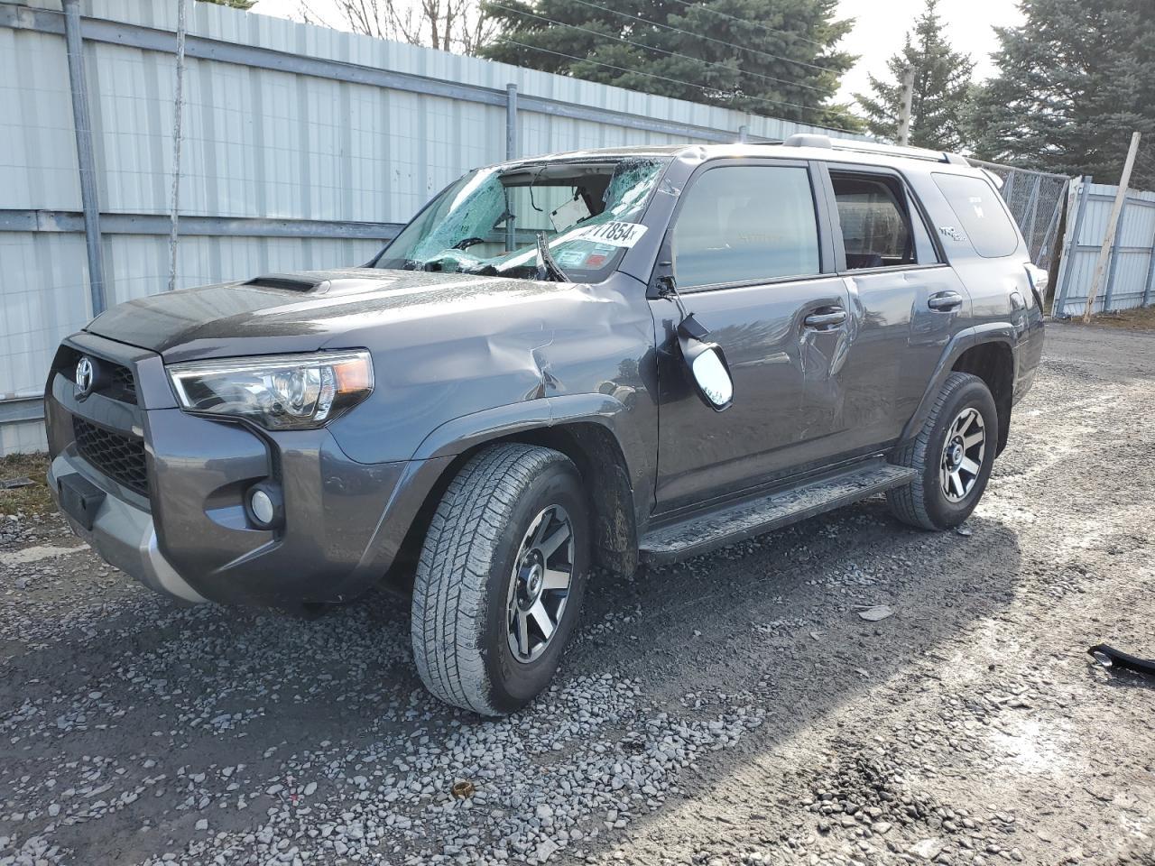 2018 TOYOTA 4RUNNER SR