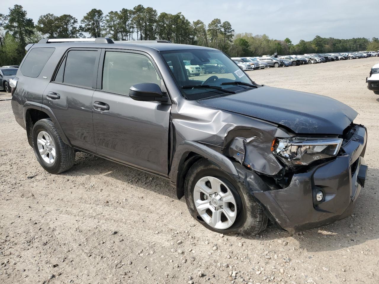 2022 TOYOTA 4RUNNER SR - Image 4