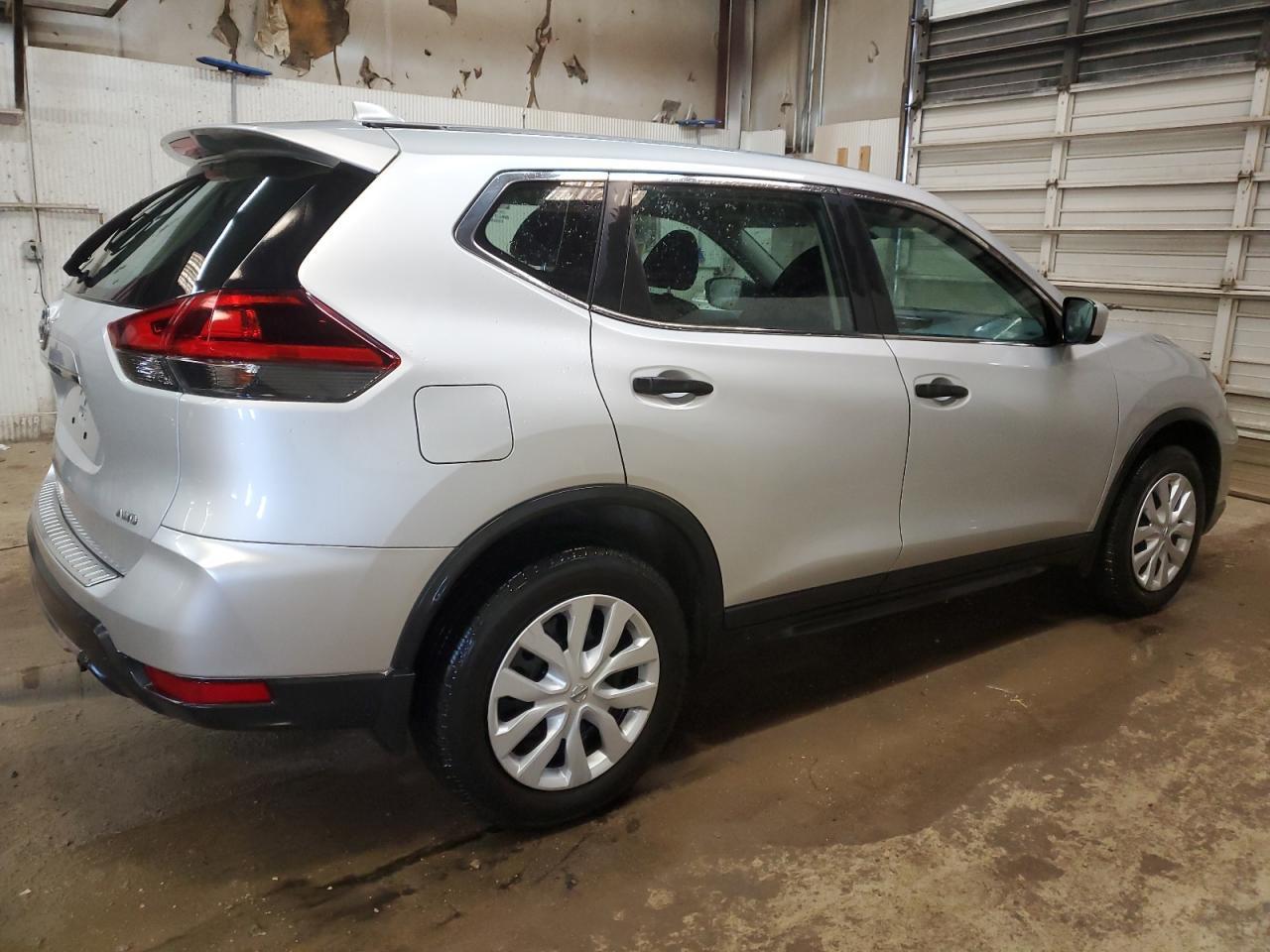 2018 NISSAN ROGUE S - Image 3