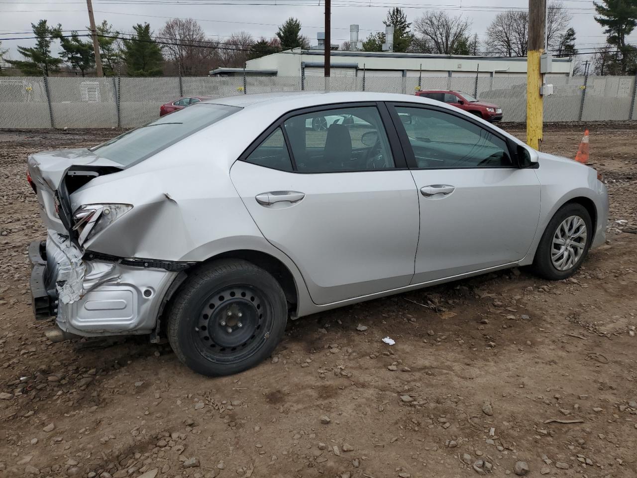 2019 TOYOTA COROLLA L - Image 3