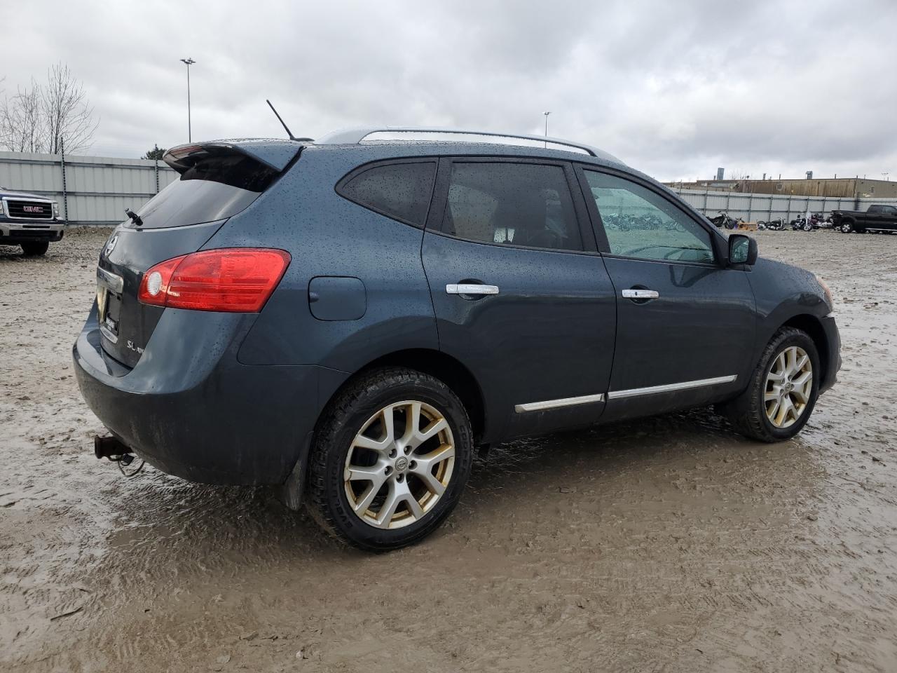 2013 NISSAN ROGUE S - Image 3