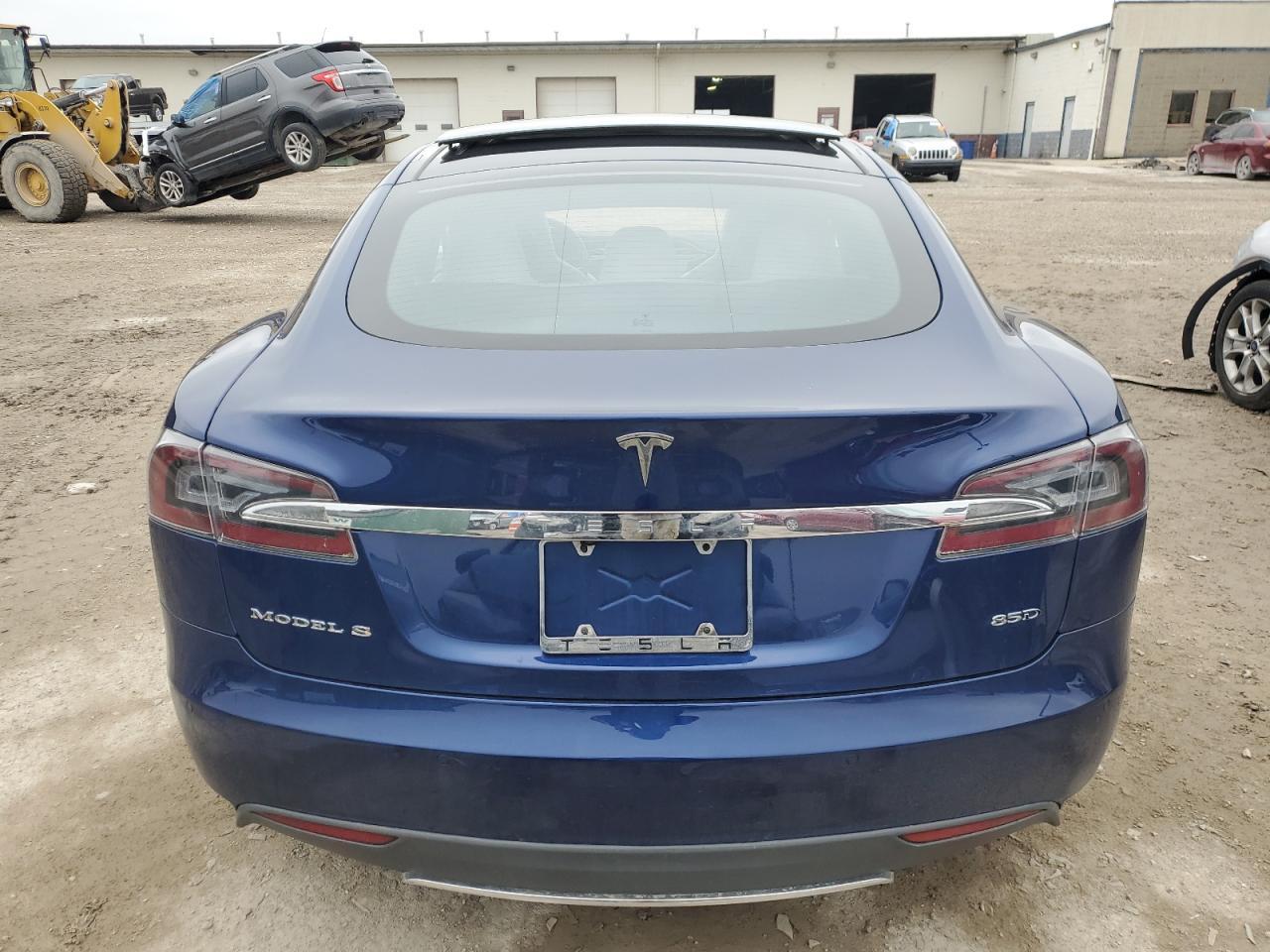 2015 TESLA MODEL S 85 - Фото 6